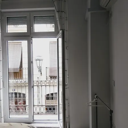 Precioso Estudio En El Corazon De Granada