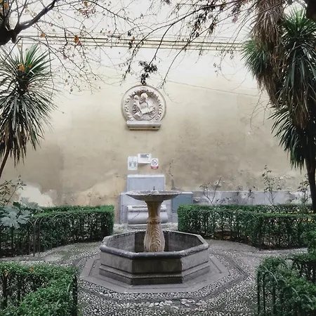 Precioso Estudio En El Corazon De Granada